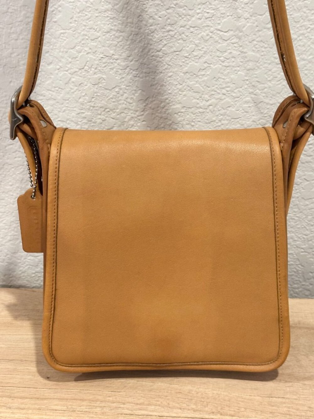 COACH Legacy Medium Studio Flap - Camel Leather - Y2K - style #9145 - Picture 12 of 14